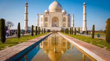 Letenky Agra