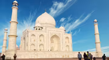 Letenky Agra