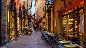 Letenky Bologna